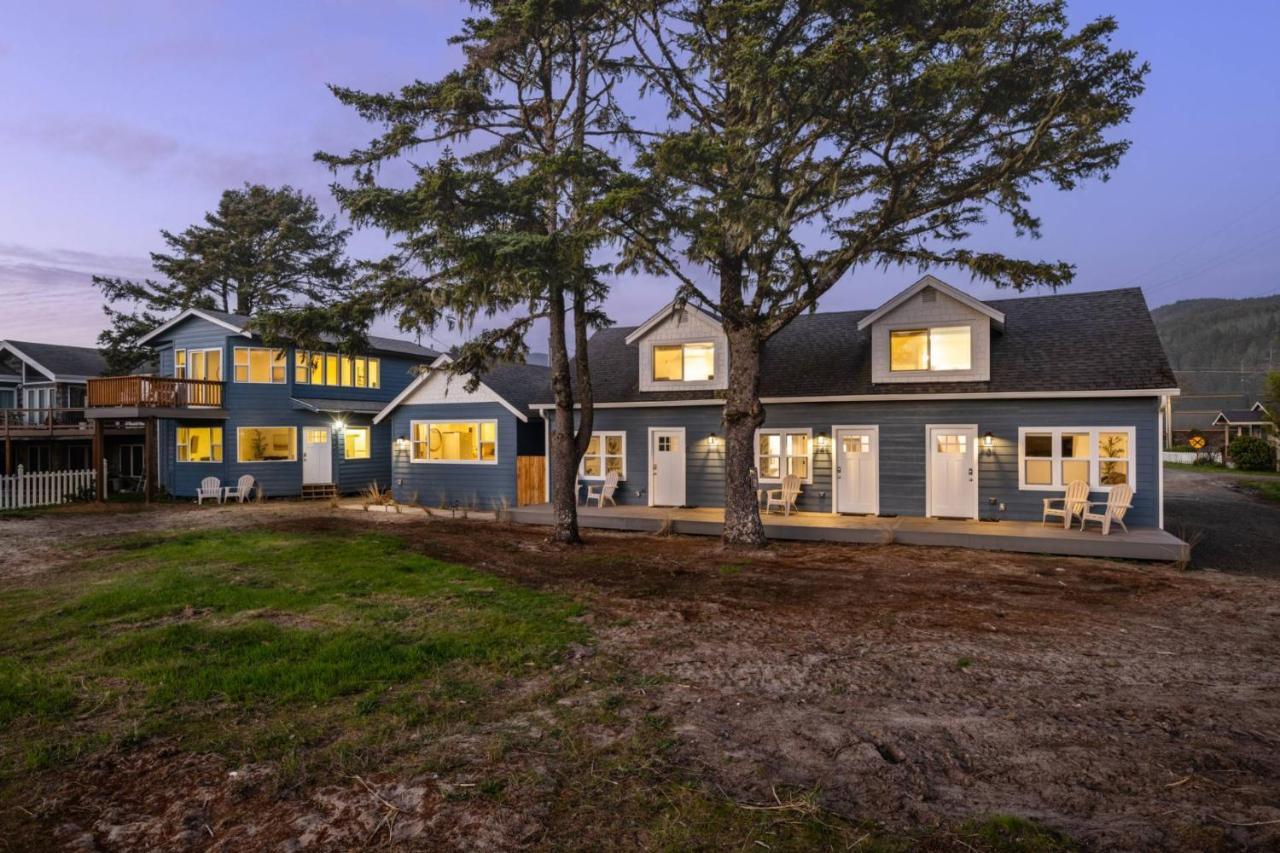 Ocean Rogue Inn Unit 12 Rockaway Beach Exterior photo