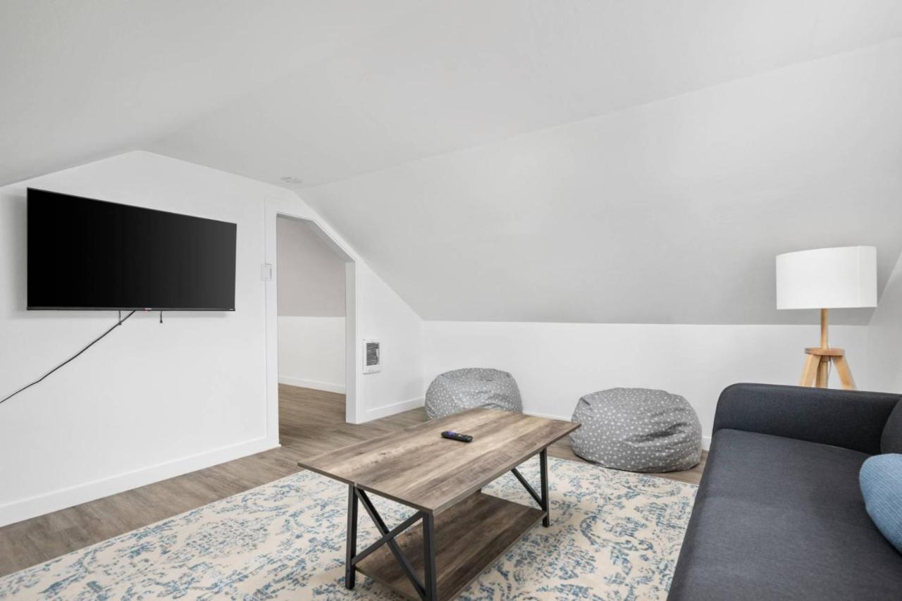Ocean Rogue Inn Unit 12 Rockaway Beach Exterior photo